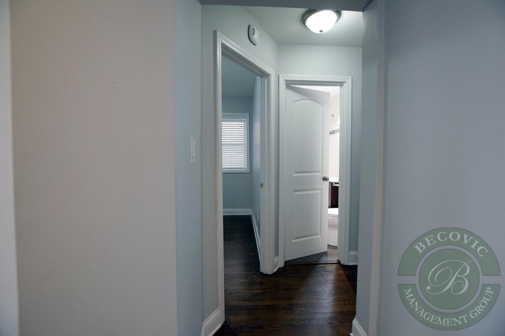 6120 North Kenmore Avenue - Photo 4 of 10