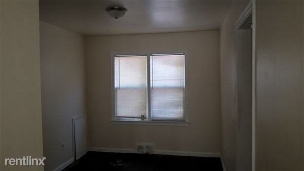 Puritan Manor Apartments - Photo 3 of 5