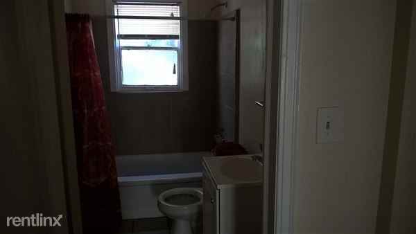 Puritan Manor Apartments - Photo 2 of 5