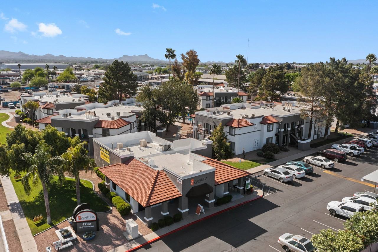 Aventura Apartments - Photo 2 of 19