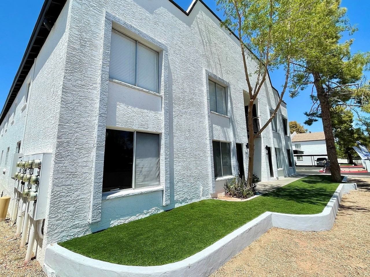 Edge at 65th - Photo 2 of 34