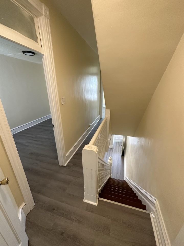 739 Lincoln St #1 - Photo 7 of 21