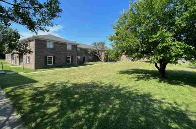 Shiloh Court Apartments 1570-1592 - 1580-D #1580D - Photo 2 of 13