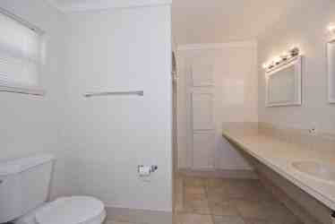 5126 Louvre Ave - Photo 3 of 17