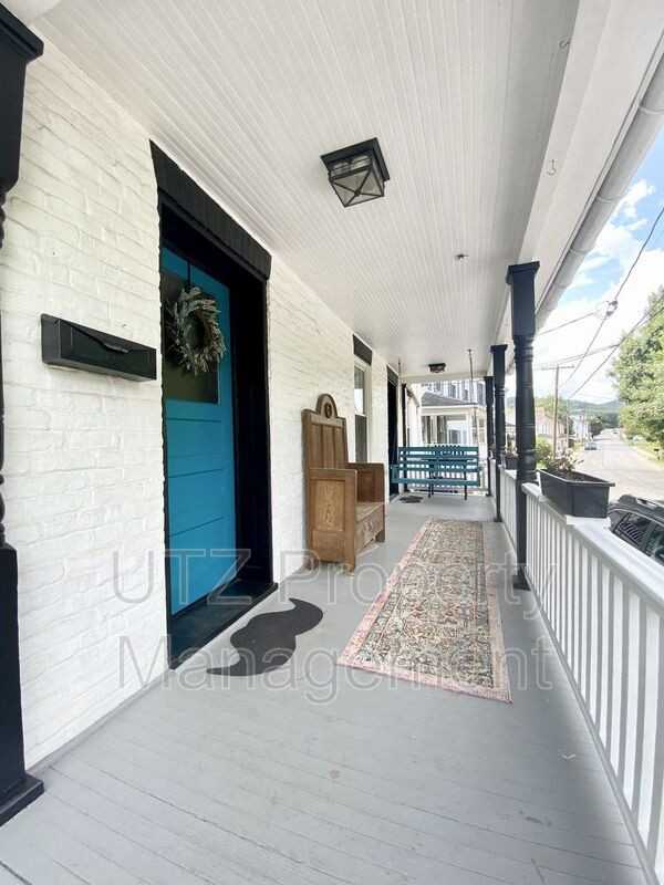 116 E Main St - Photo 2 of 20