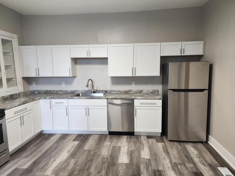 1611 Garrard St - Photo 3 of 14