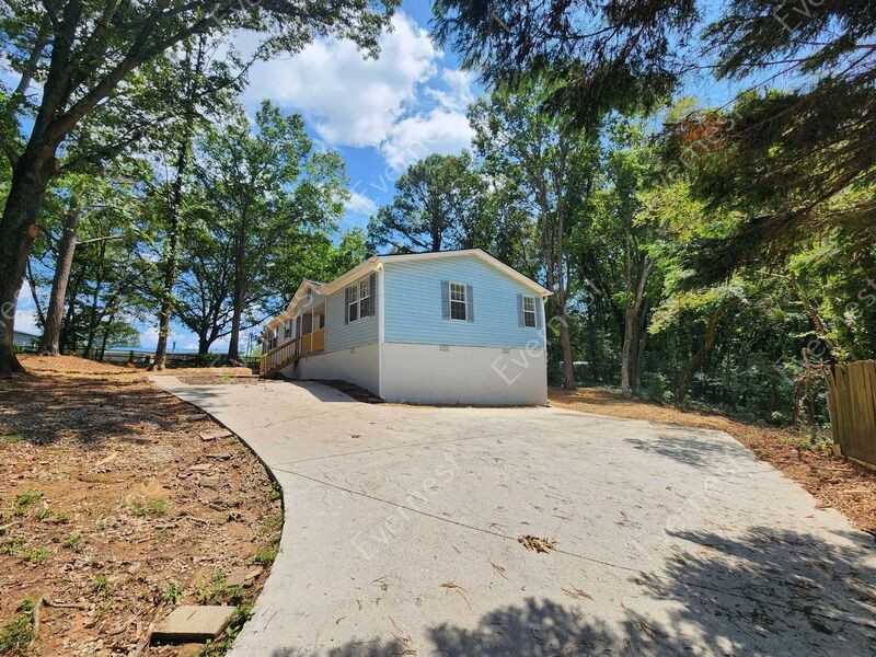 4980 New Horizon Dr - Photo 3 of 25