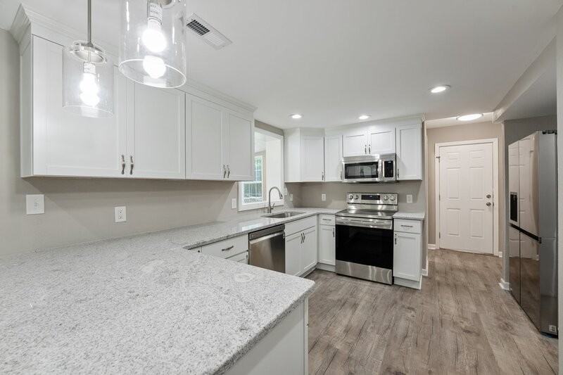 505 Forrest Park Ct Nw - Photo 3 of 34