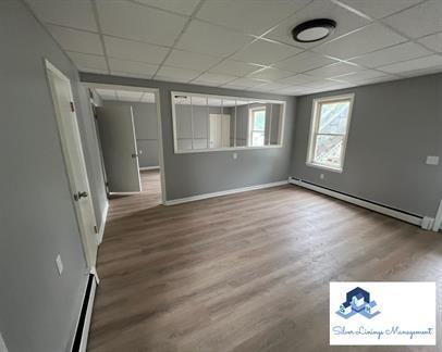 490 Hartford Pike - Photo 2 of 9