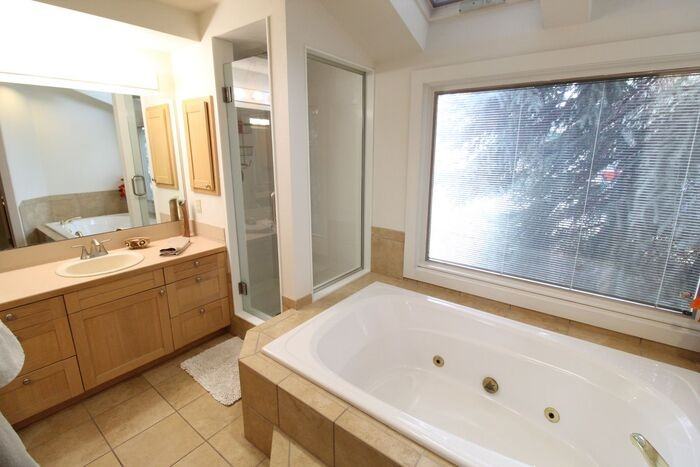 807 Warren Lndg - Photo 3 of 22