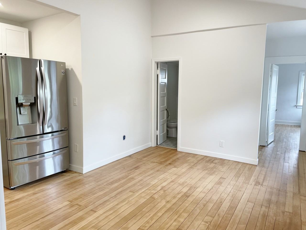 153 South Grand Oaks Avenue - Photo 3 of 10