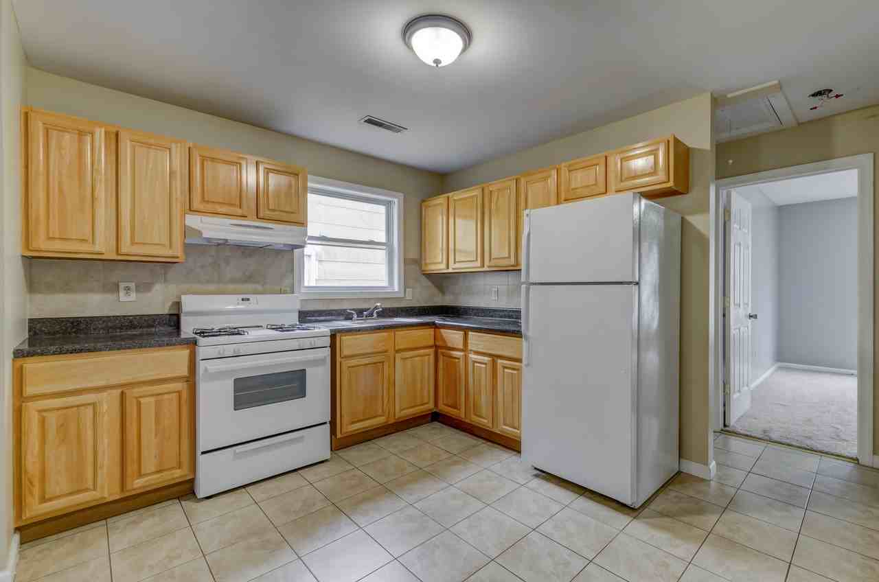 21 Rowland St #2 - Photo 2 of 9