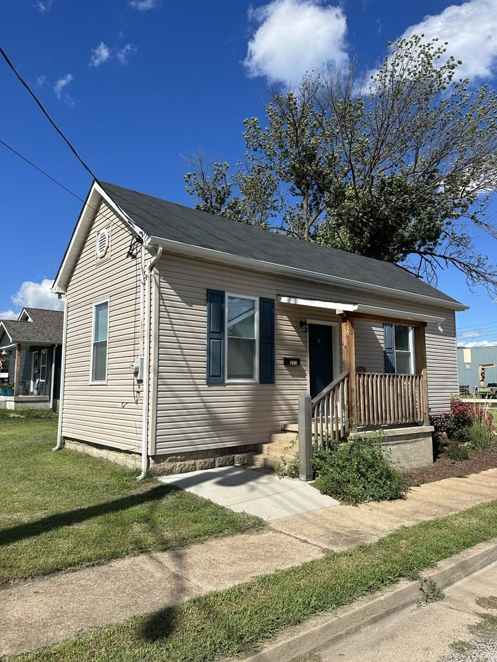 203 E Central St #NA - Photo 2 of 18