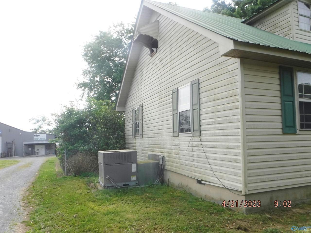 172 Blair Rd #1 - Photo 7 of 50