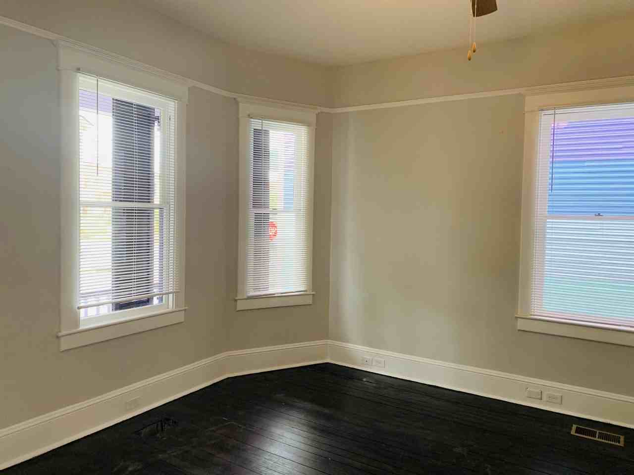 23 E 40th St #A - Photo 4 of 28