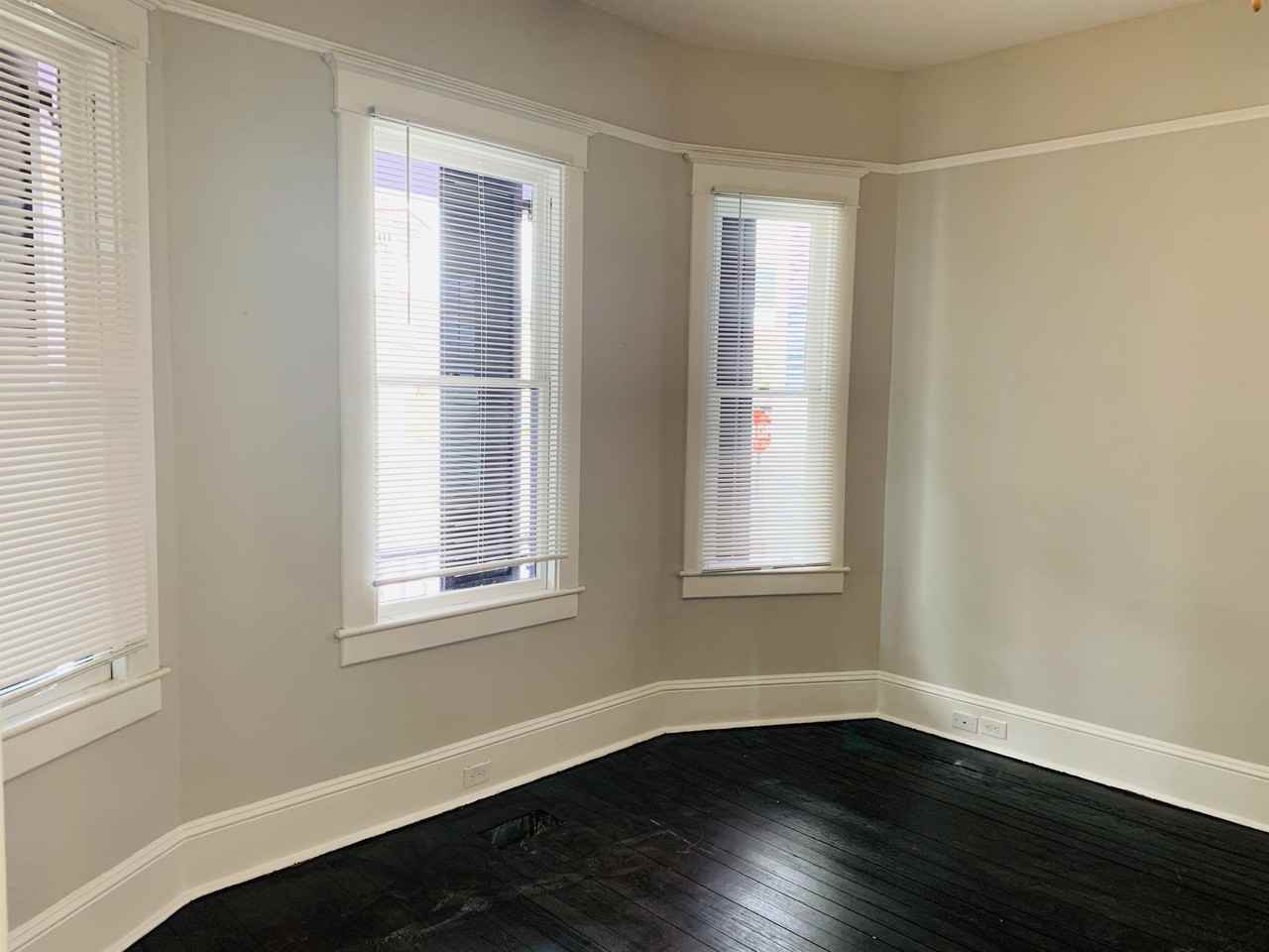 23 E 40th St #A - Photo 5 of 28