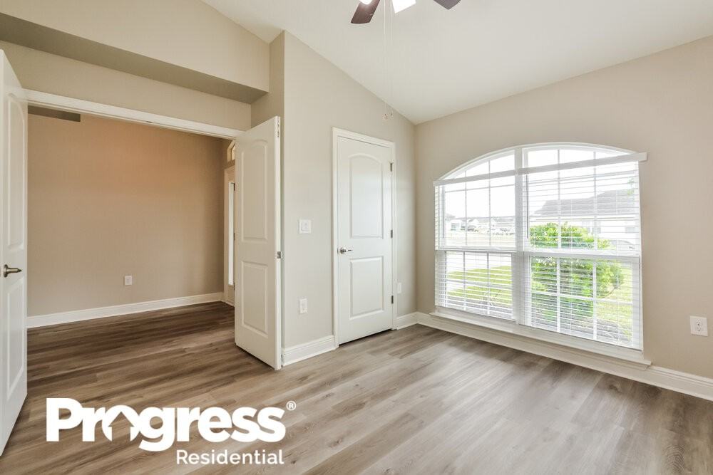 706 Chelsea Ave - Photo 3 of 16