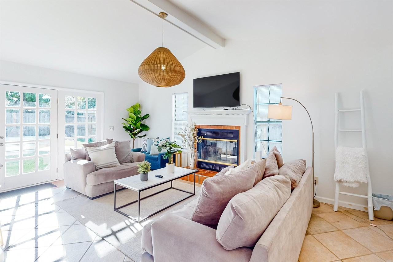 602 Lake Powell Dr #1 - Photo 2 of 20