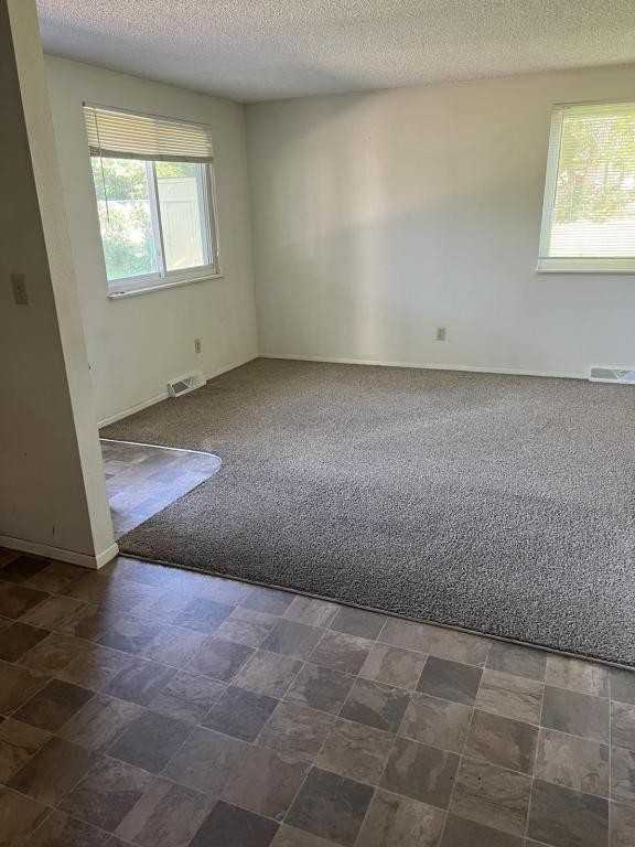 1217 Redwood Dr - Photo 5 of 12