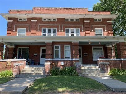 301 1/2 S Center St - Photo 2 of 9