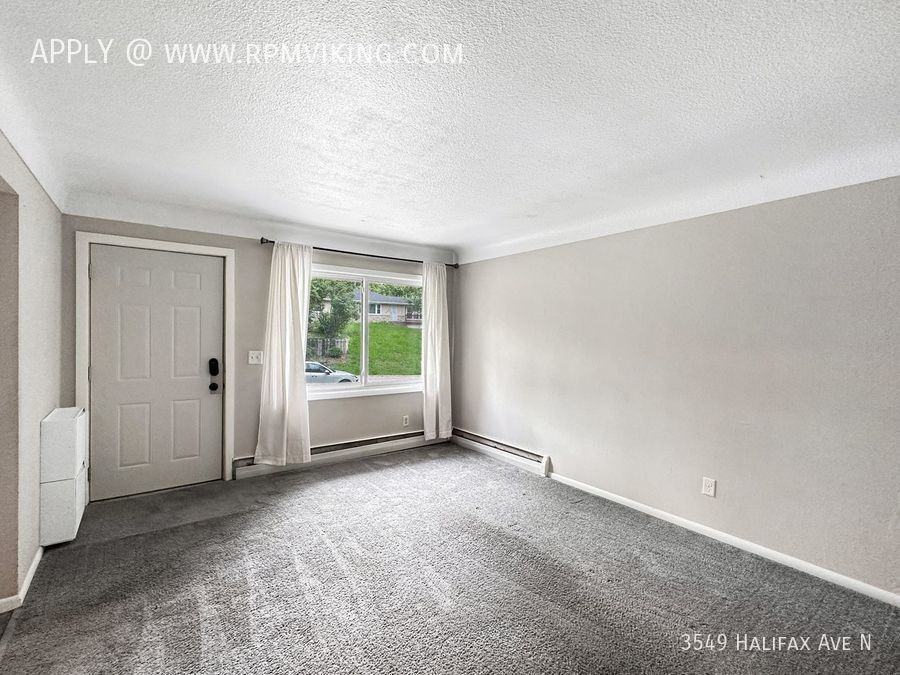 3549 Halifax Ave N - Photo 2 of 17