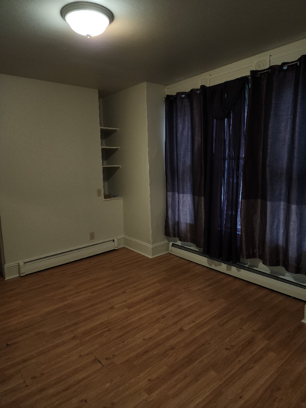 705 Bedford St #1 - Photo 2 of 16