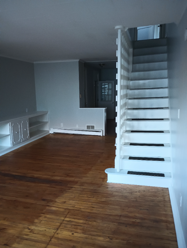 309 New St - Photo 2 of 10