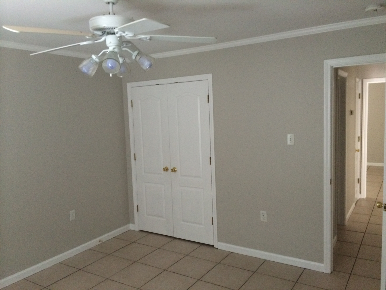 126 Charlotte St #B - Photo 3 of 7