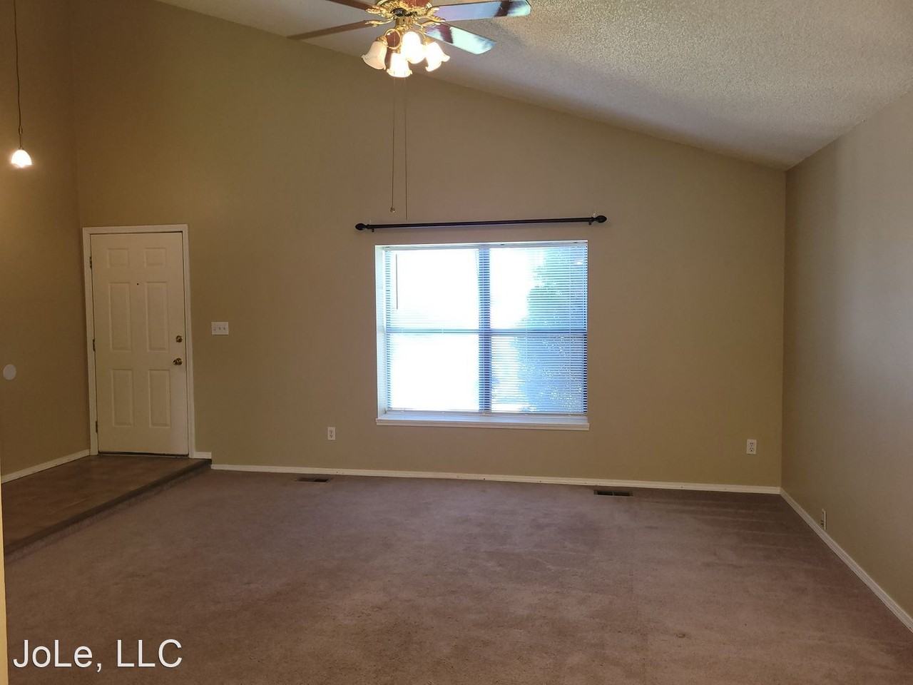 3750 Sedgewood Way - Photo 2 of 50