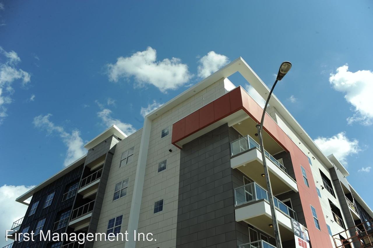 800 New Hampshire - Photo 2 of 3