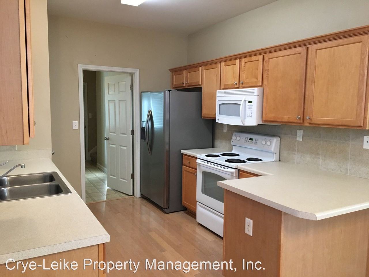1409 Island Town Dr - Photo 3 of 15