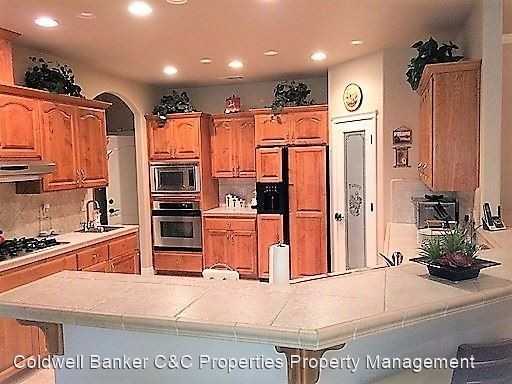3921 Silver Lace Ln - Photo 2 of 11