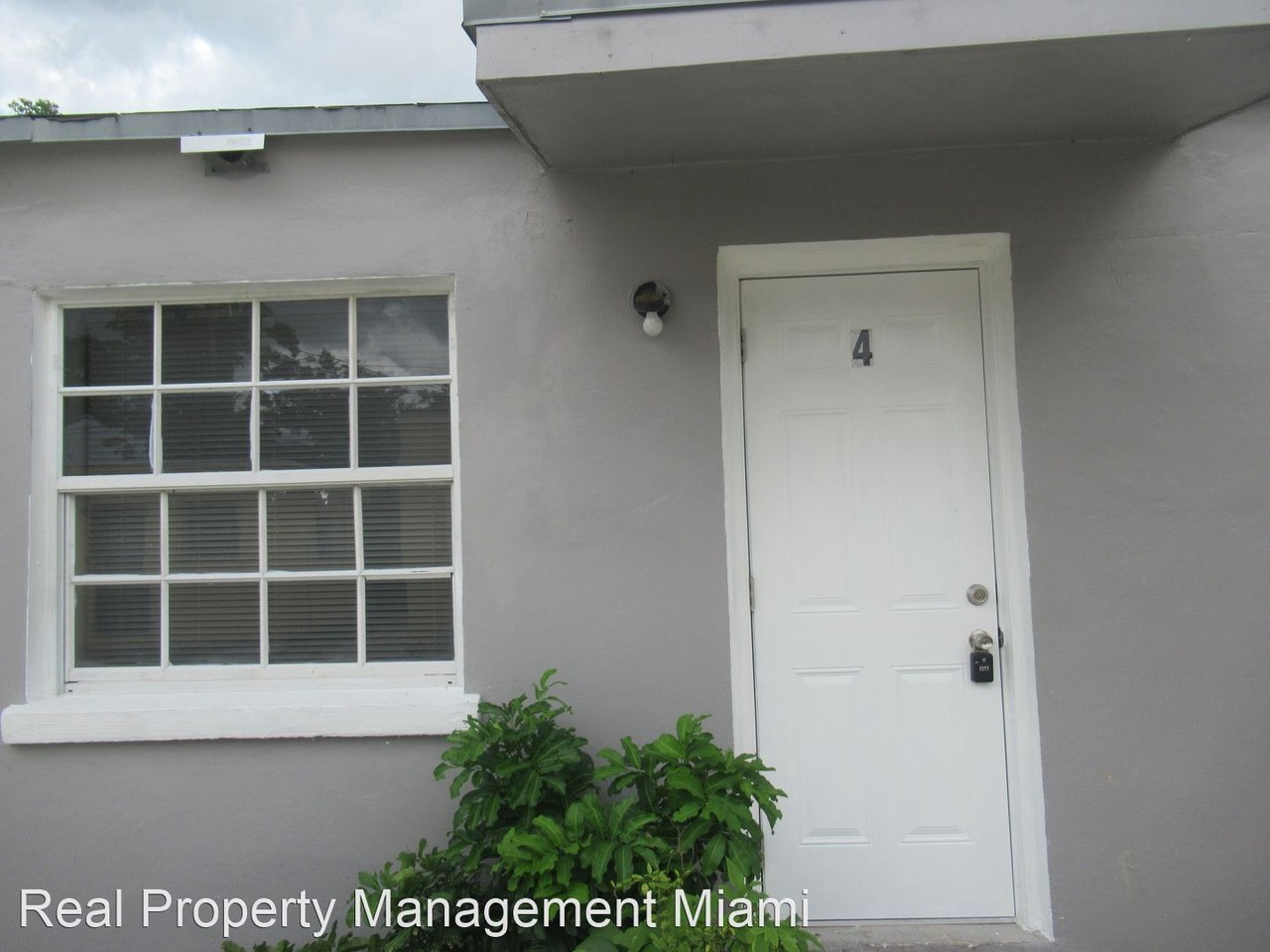 2325 Madison Street - Photo 2 of 2