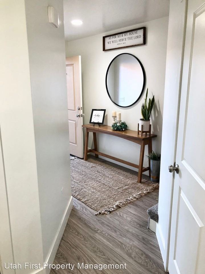 5934 S Challenger Way - Photo 2 of 15