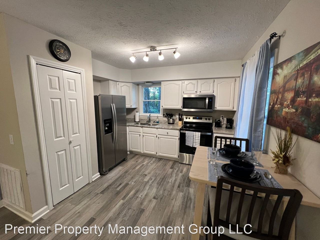 10041 Madison Dr - Photo 3 of 19