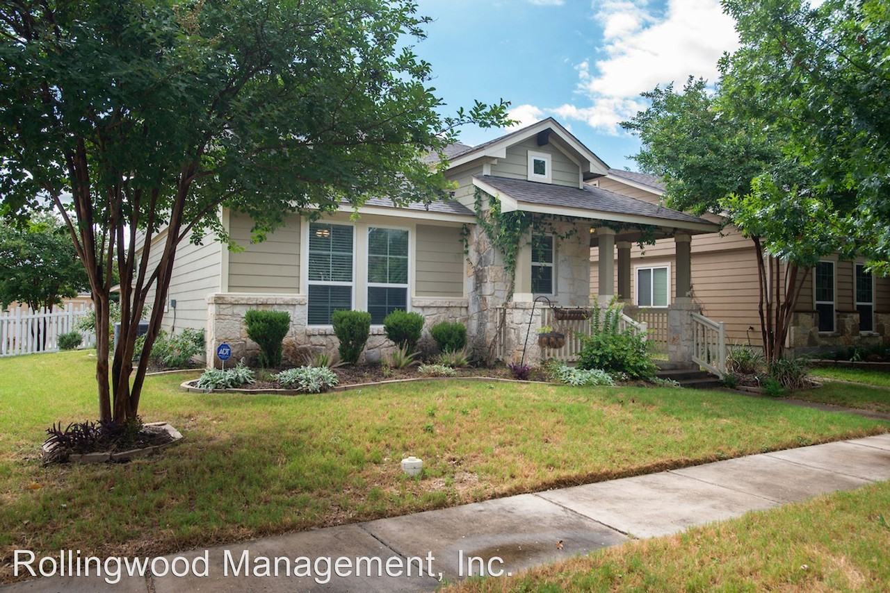 805 Heritage Springs Trl - Photo 2 of 30