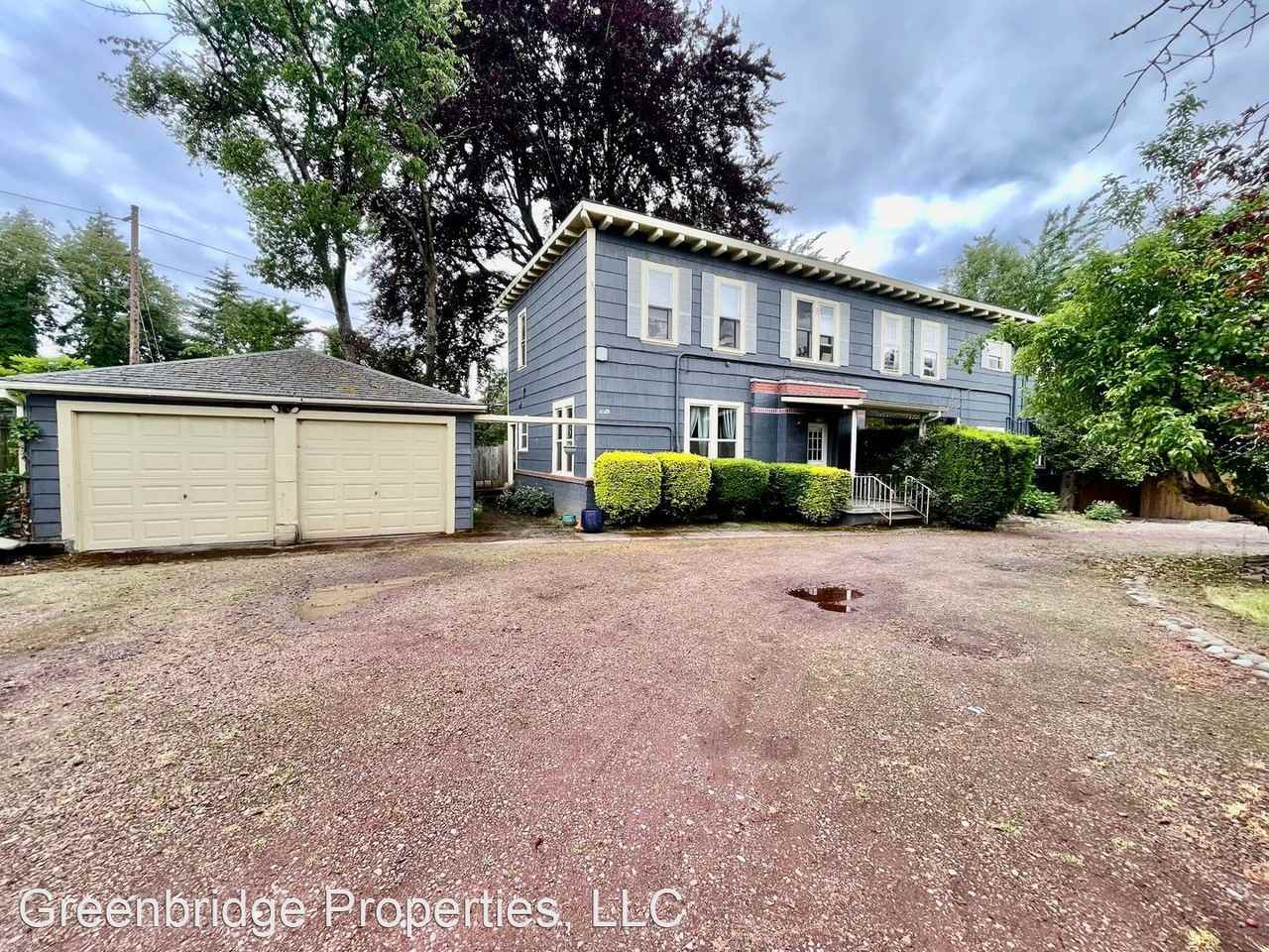 3024-3028 SE TACOMA ST - Photo 2 of 25