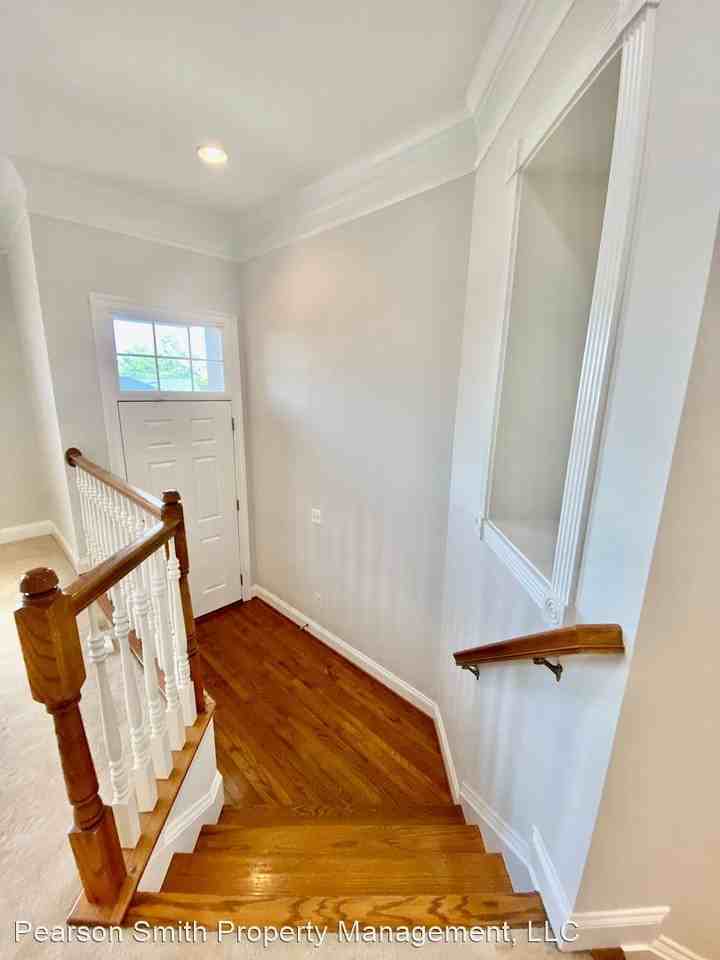 6848 Witton Cir - Photo 2 of 23