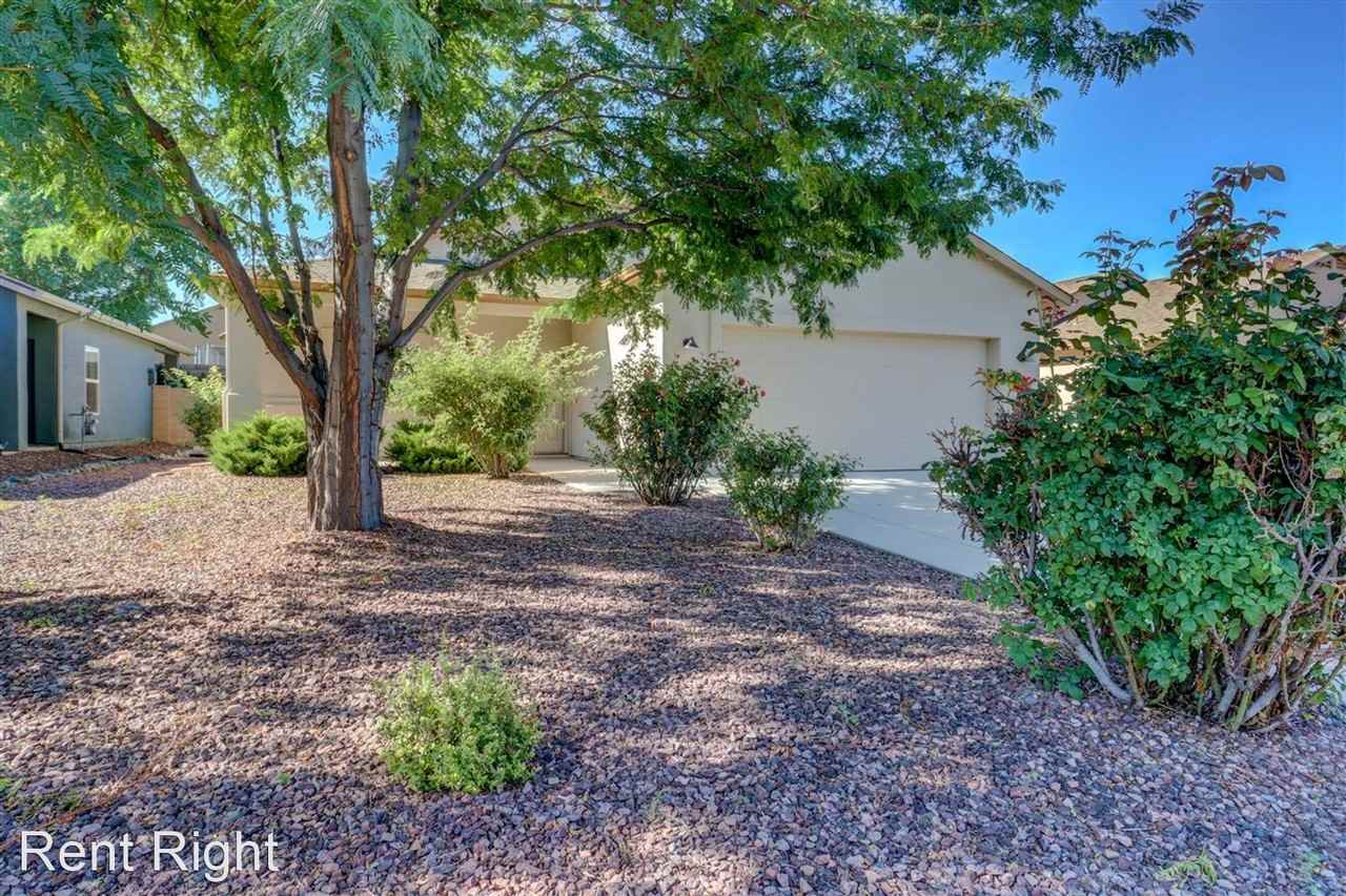 2125 E Sirus Dr - Photo 3 of 46