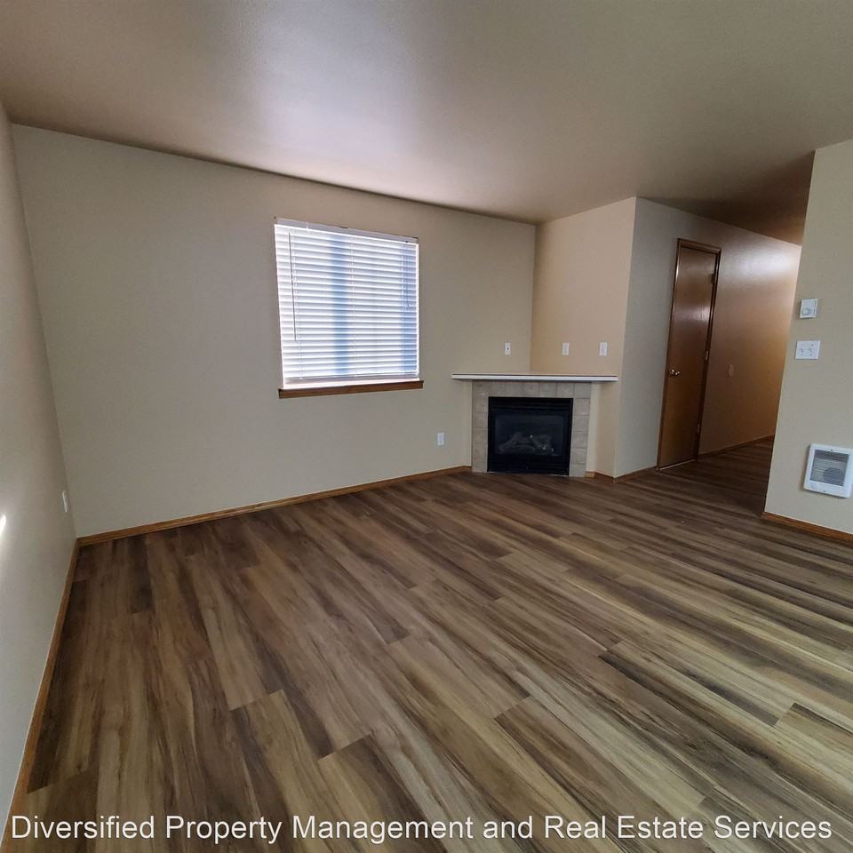 2008-2016 S. 7th St. - Photo 3 of 20