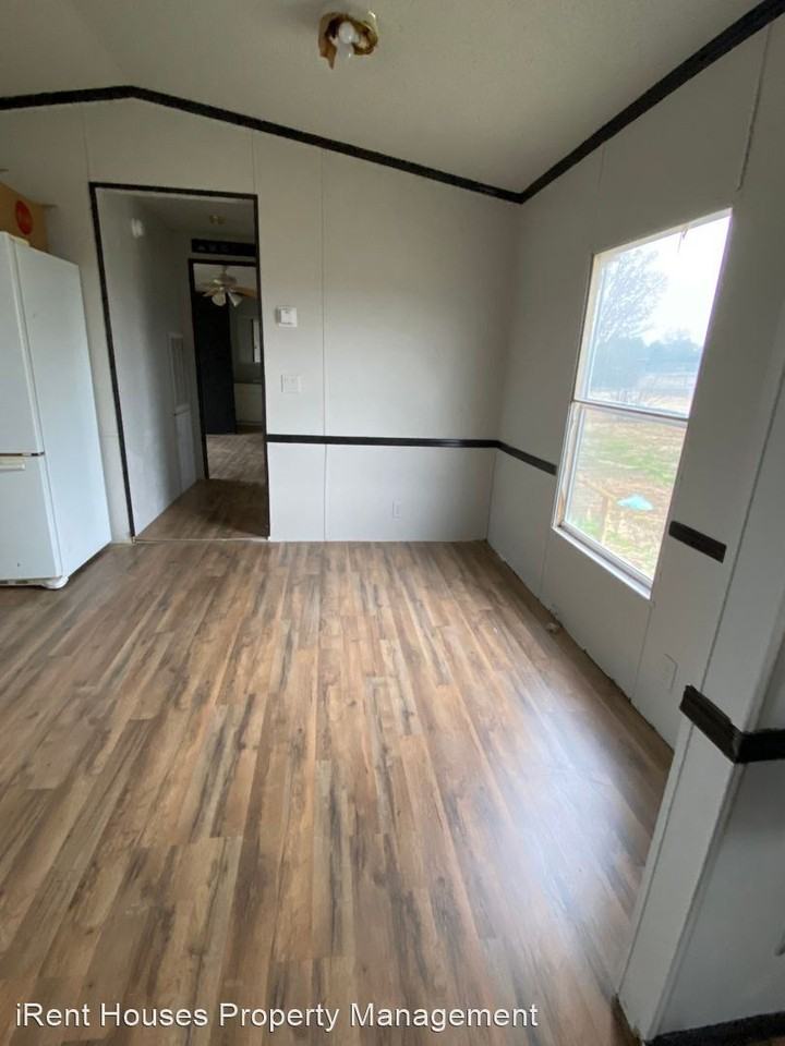 319 Ag Rd - Photo 3 of 10