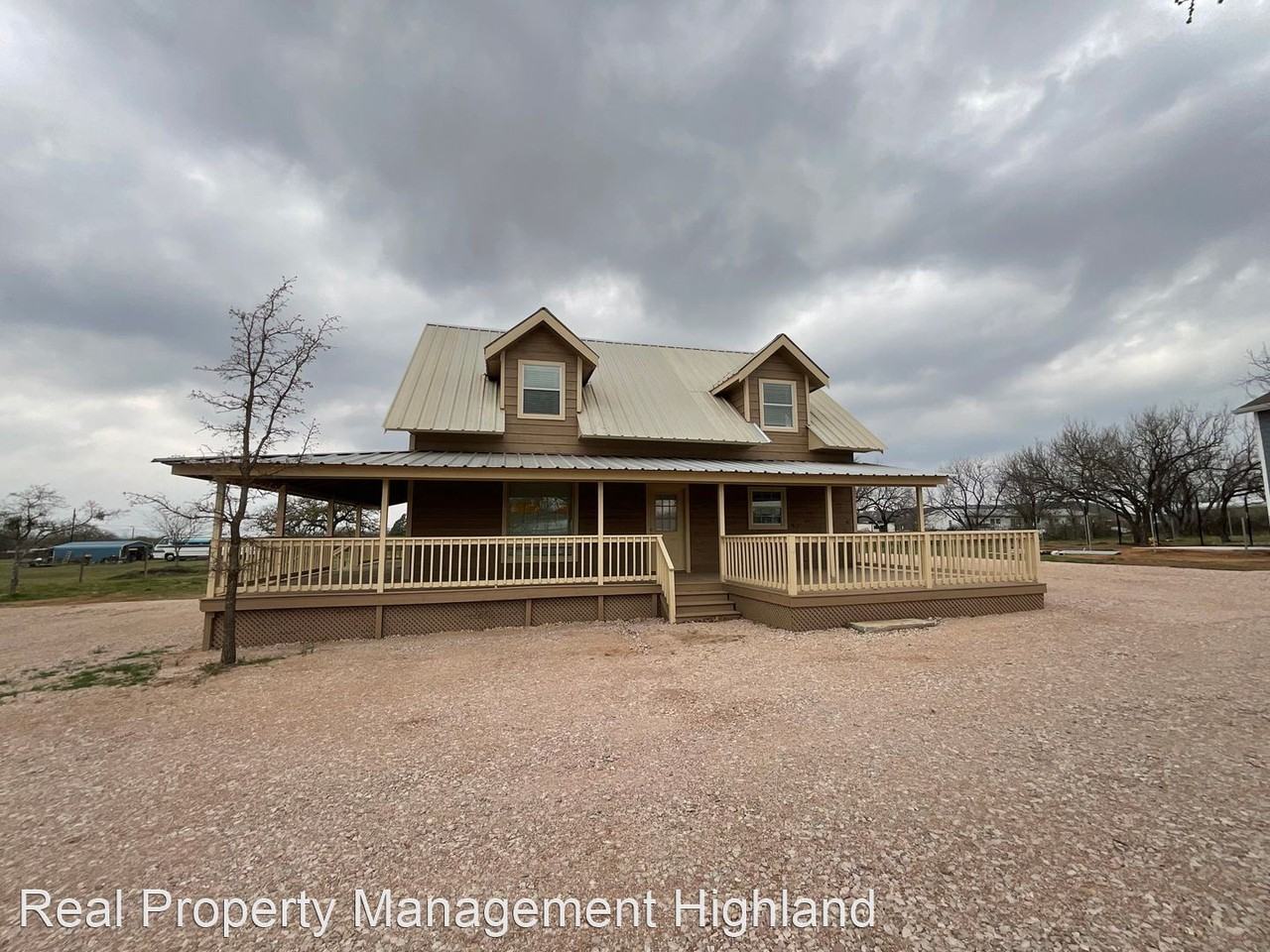 1224 Nora Ln - Photo 2 of 27