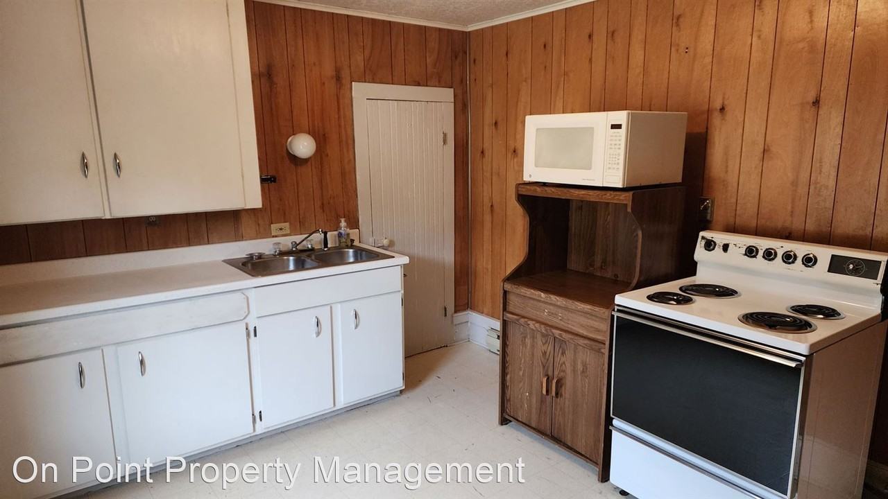 172 River Street - Photo 3 of 13