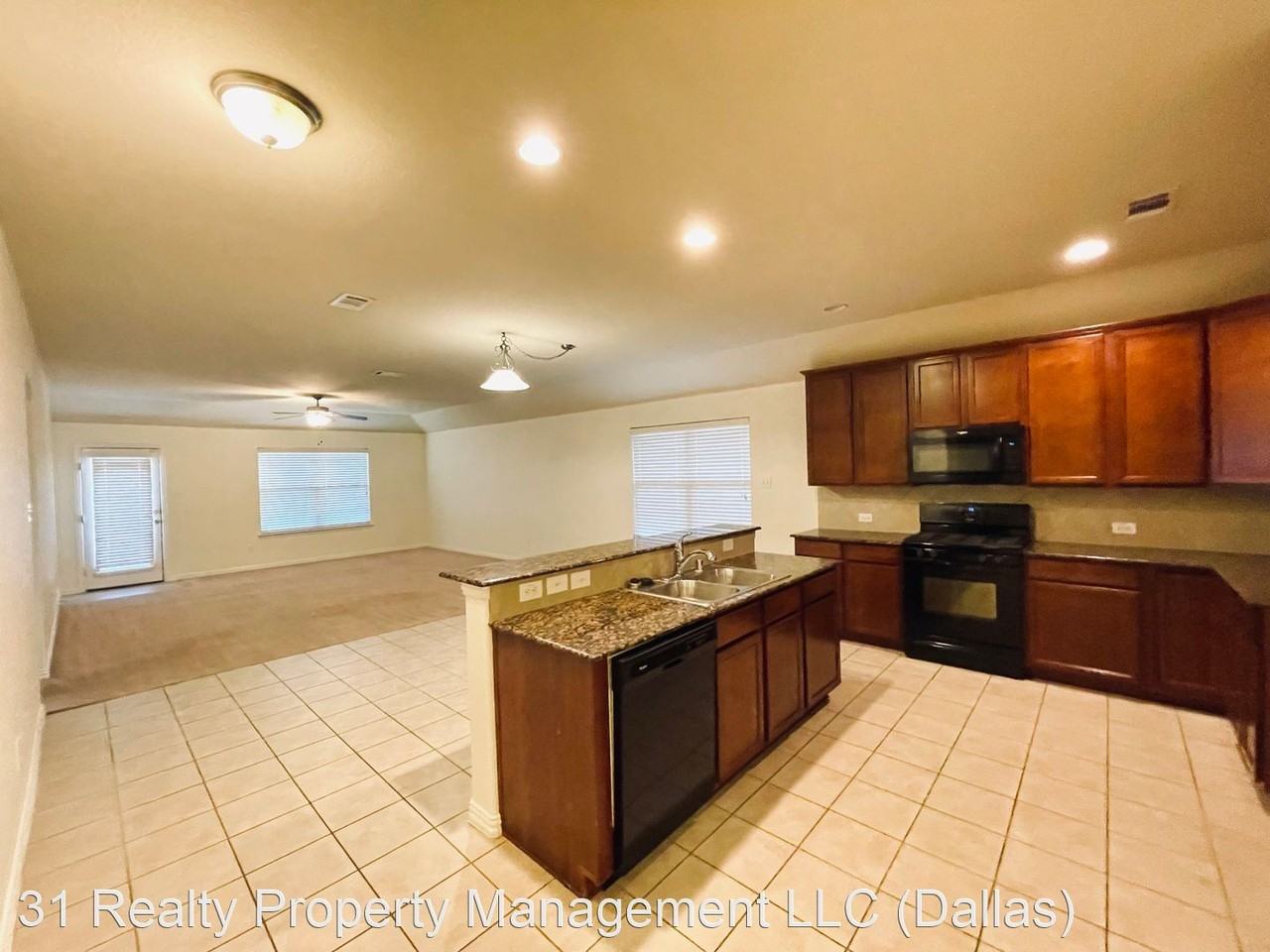 2108 Jasmine Valley Dr - Photo 2 of 10