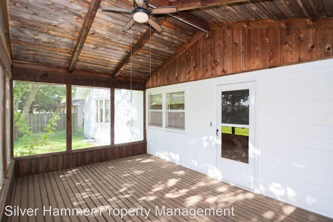 751 Dove Dr - Photo 3 of 49