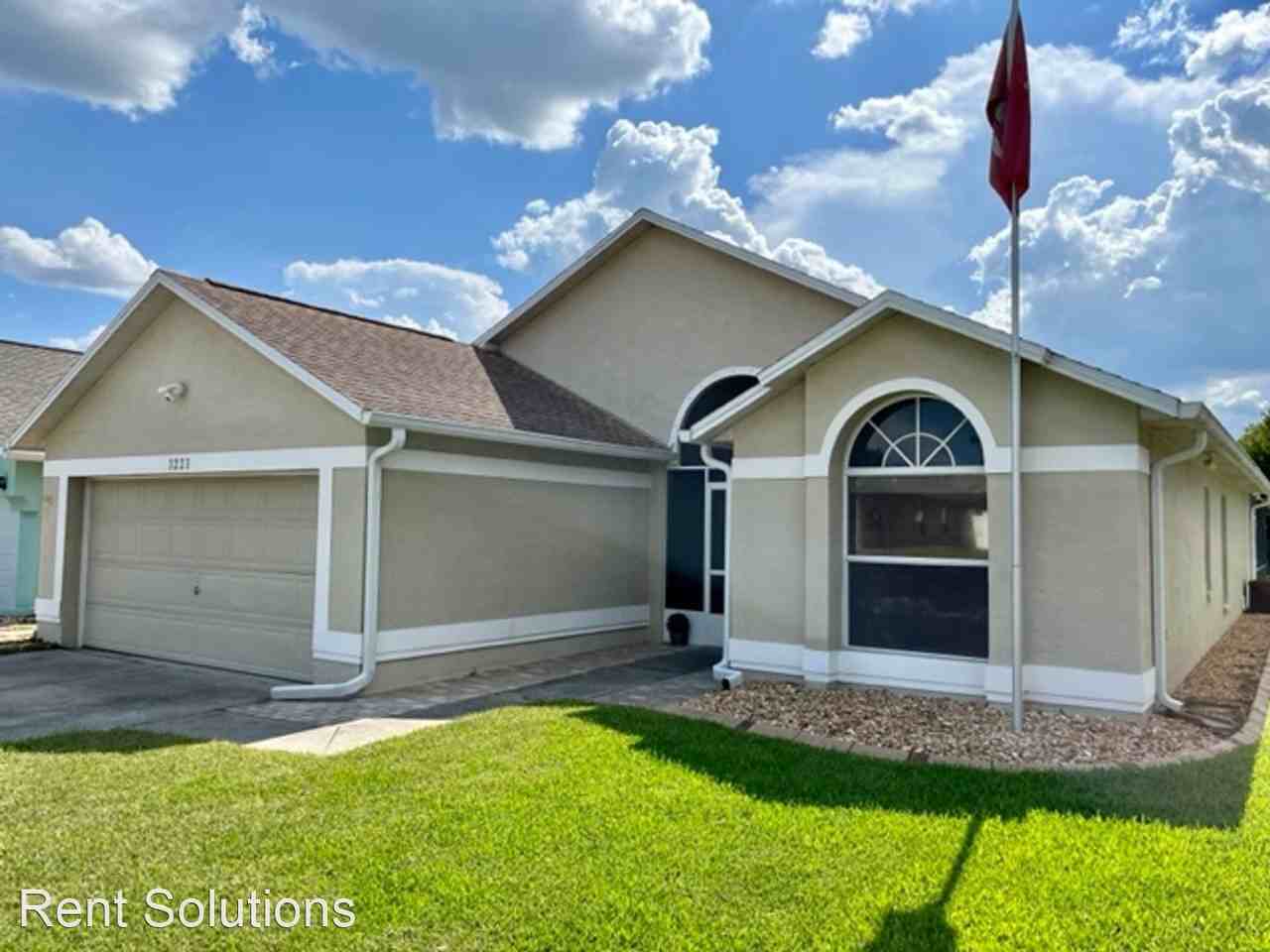 3223 Castle Rock Cir - Photo 2 of 22