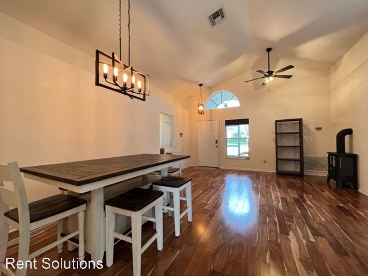 3223 Castle Rock Cir - Photo 3 of 22