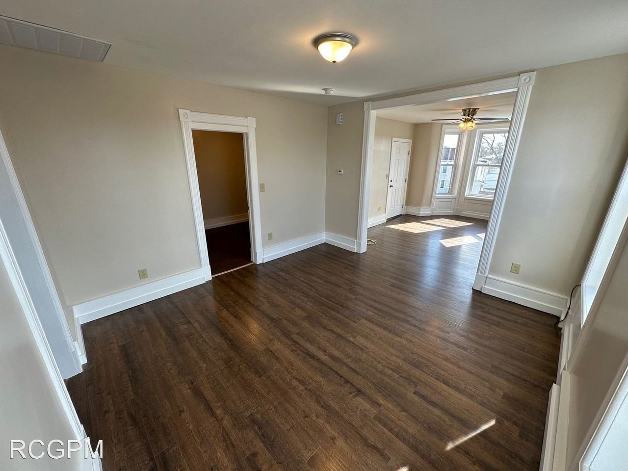 21 124th St - Photo 2 of 18