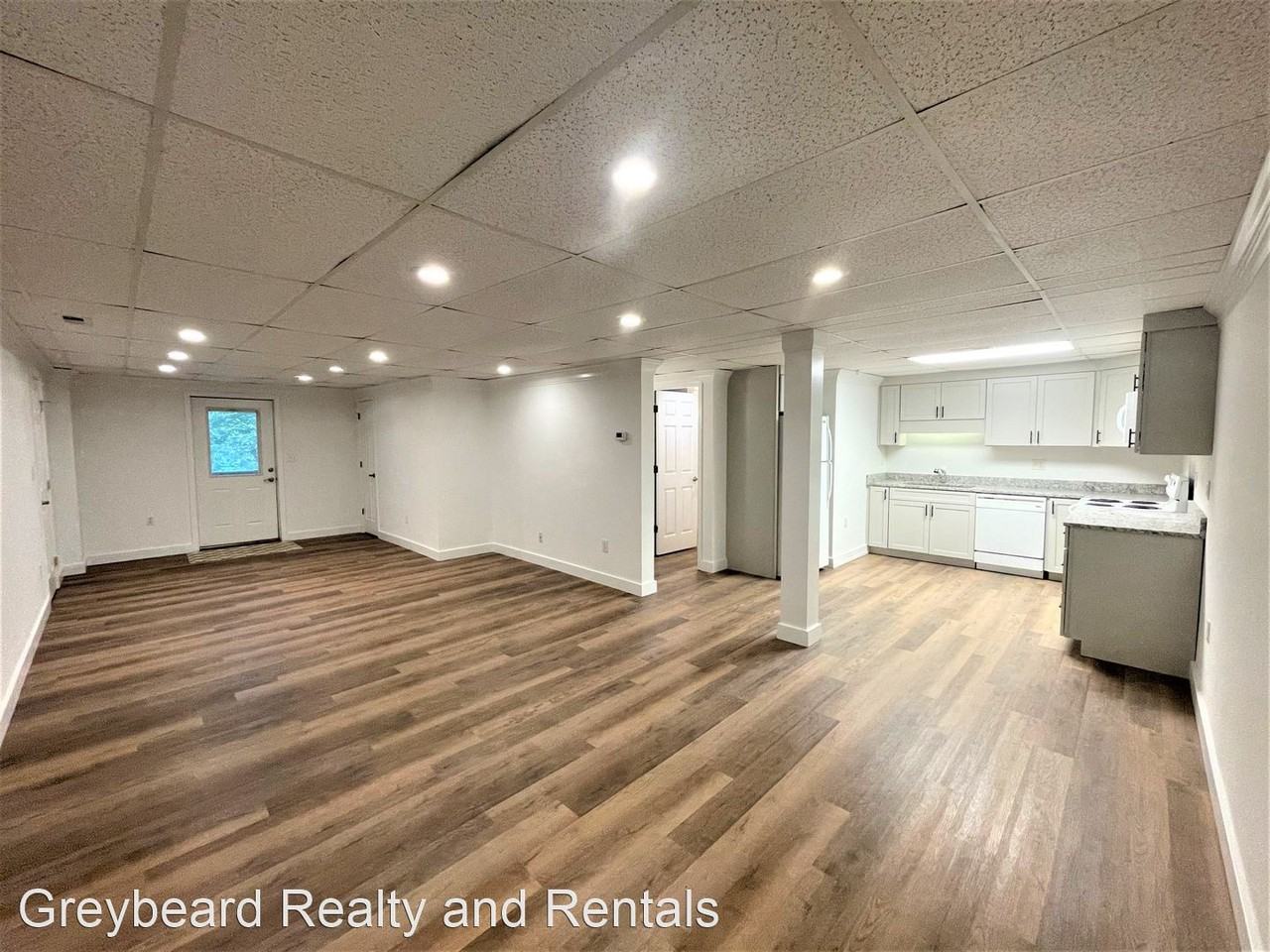 21 Burgin Ridge Rd - Photo 2 of 19