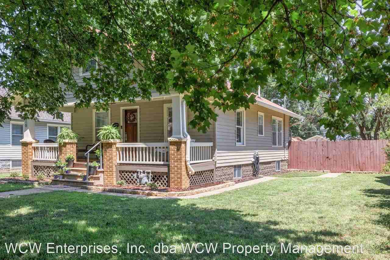 210 Sw Kendall Ave - Photo 2 of 30